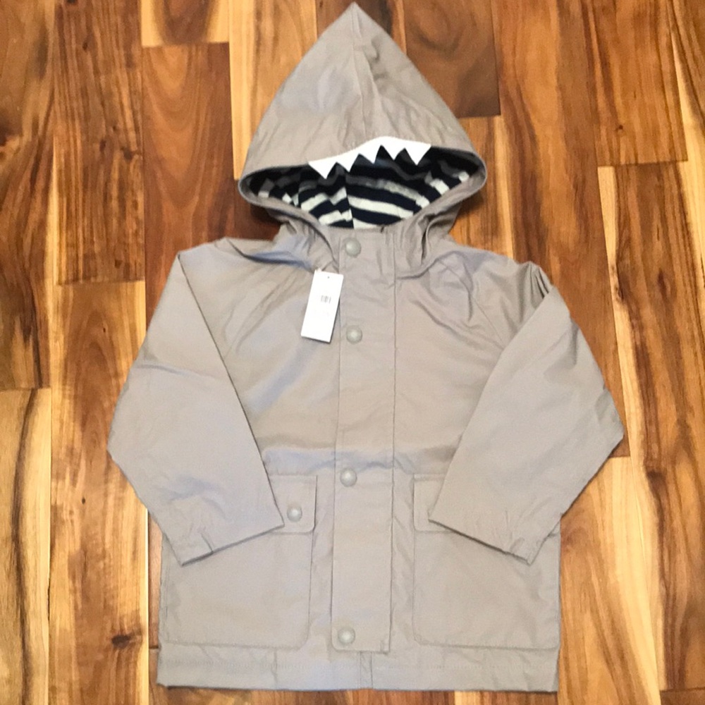 NWT Boys Size 2 Shark-style GAP Rain Jacket